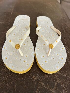 Tory Burch Daisy Flower Print Flip Flops Sandals